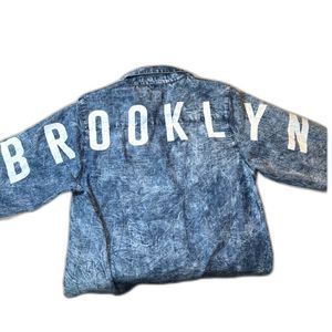 THRILL JEANS Womens Hi Lo Button Up Shirt Size 1X Blue Acid Wash Distressed